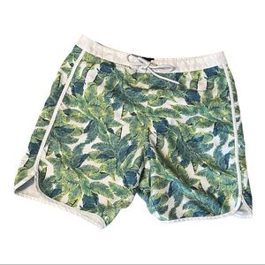 ASOS Green Leaf patterned Swim Shorts Trunks Boys Medium (Waist 26)